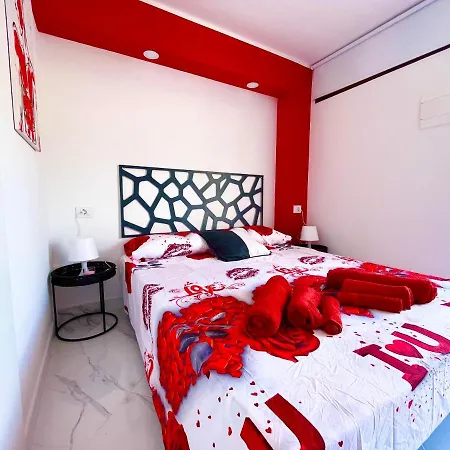 Miss Flora Olympia * Playa de las Americas (Tenerife)