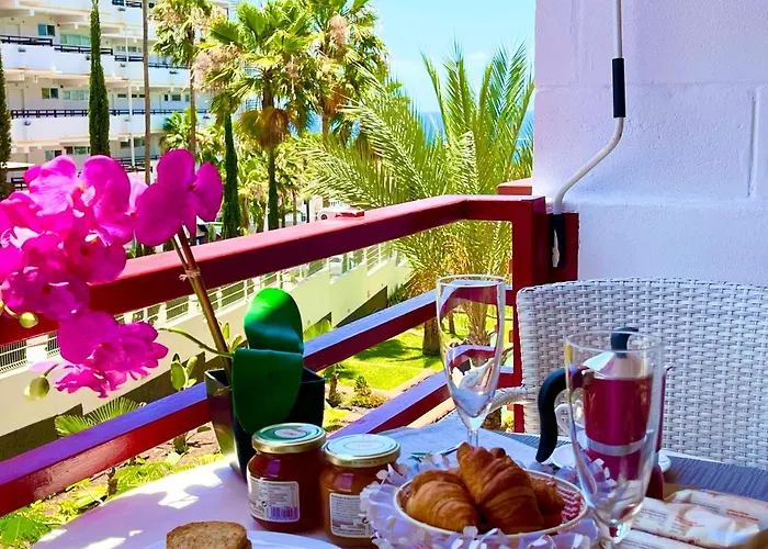 Miss Flora Olympia Appartement *